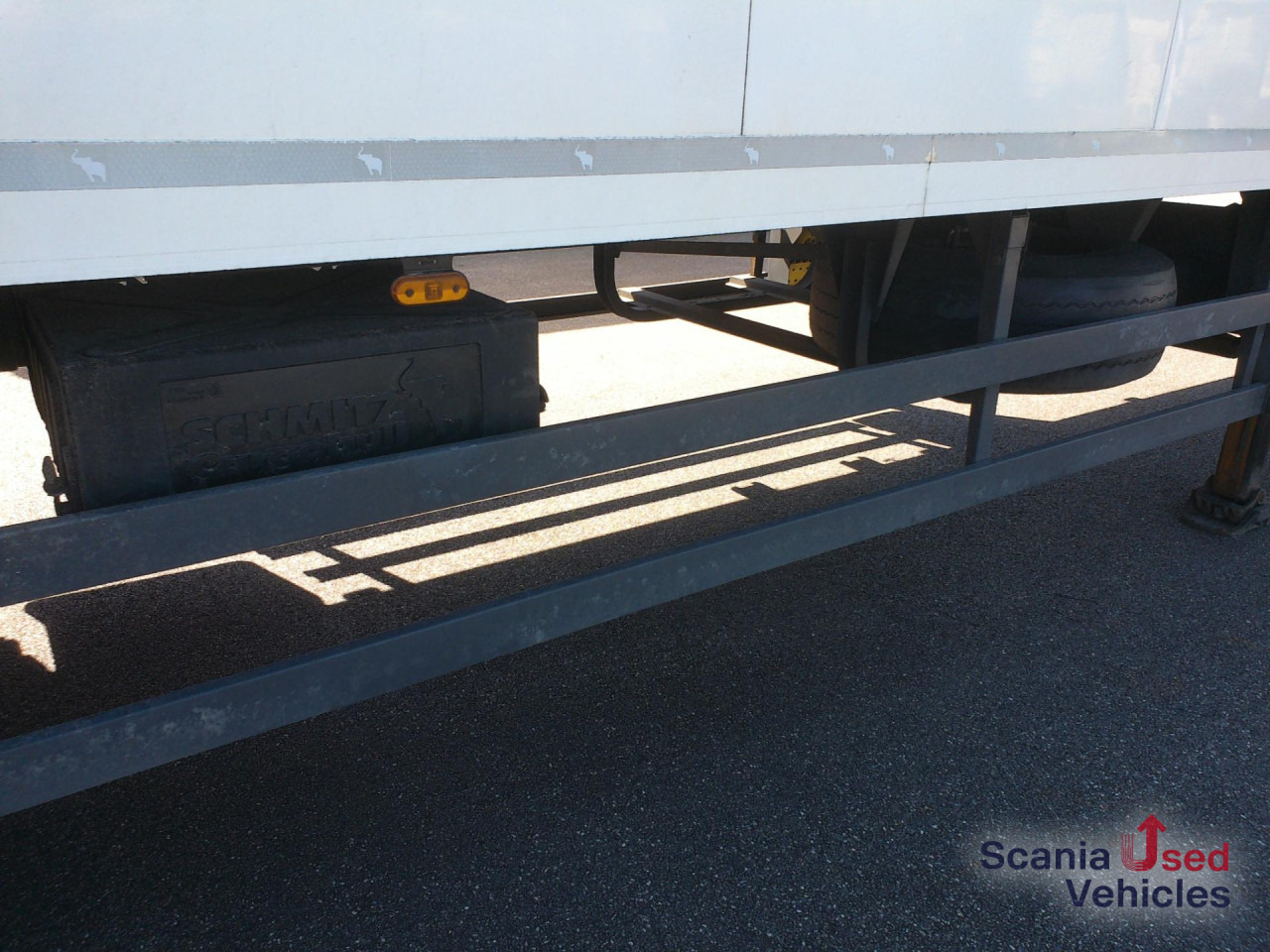 SCHMITZ FD-Aufbau m. Carrier Vector 1550 nur 5516 h - Koelwagen oplegger: afbeelding 5 SCHMITZ FD-Aufbau m. Carrier Vector 1550 nur 5516 h - Koelwagen oplegger: afbeelding 5