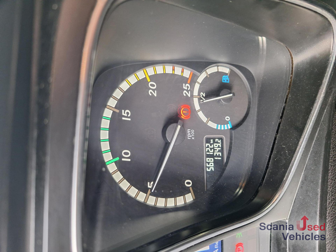 MERCEDES-BENZ 1840 ADR/FL mit Hydraulik NUR 568 Tkm!!! - Trekker: afbeelding 4 MERCEDES-BENZ 1840 ADR/FL mit Hydraulik NUR 568 Tkm!!! - Trekker: afbeelding 4