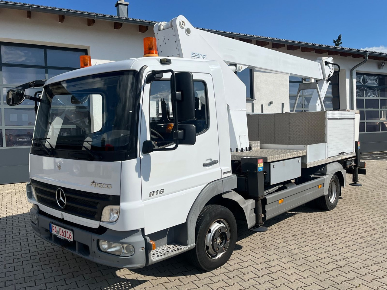Mercedes-Benz Atego 816 ESDA TG 1800 Steiger 1000V isoliert - Vrachtwagen hoogwerker: afbeelding 3 Mercedes-Benz Atego 816 ESDA TG 1800 Steiger 1000V isoliert - Vrachtwagen hoogwerker: afbeelding 3