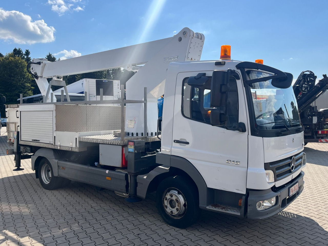 Mercedes-Benz Atego 816 ESDA TG 1800 Steiger 1000V isoliert - Vrachtwagen hoogwerker: afbeelding 4 Mercedes-Benz Atego 816 ESDA TG 1800 Steiger 1000V isoliert - Vrachtwagen hoogwerker: afbeelding 4