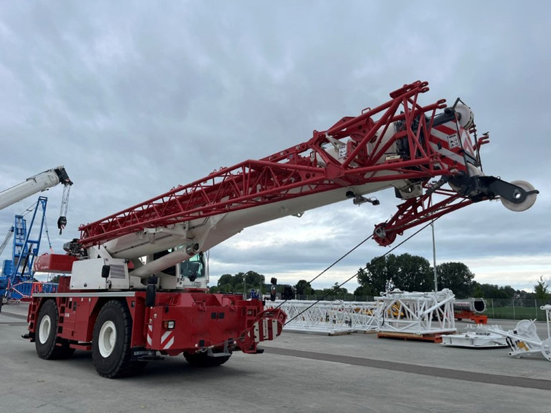 Liebherr LRT 1090-2.1 - Mobiele kraan: afbeelding 1 Liebherr LRT 1090-2.1 - Mobiele kraan: afbeelding 1