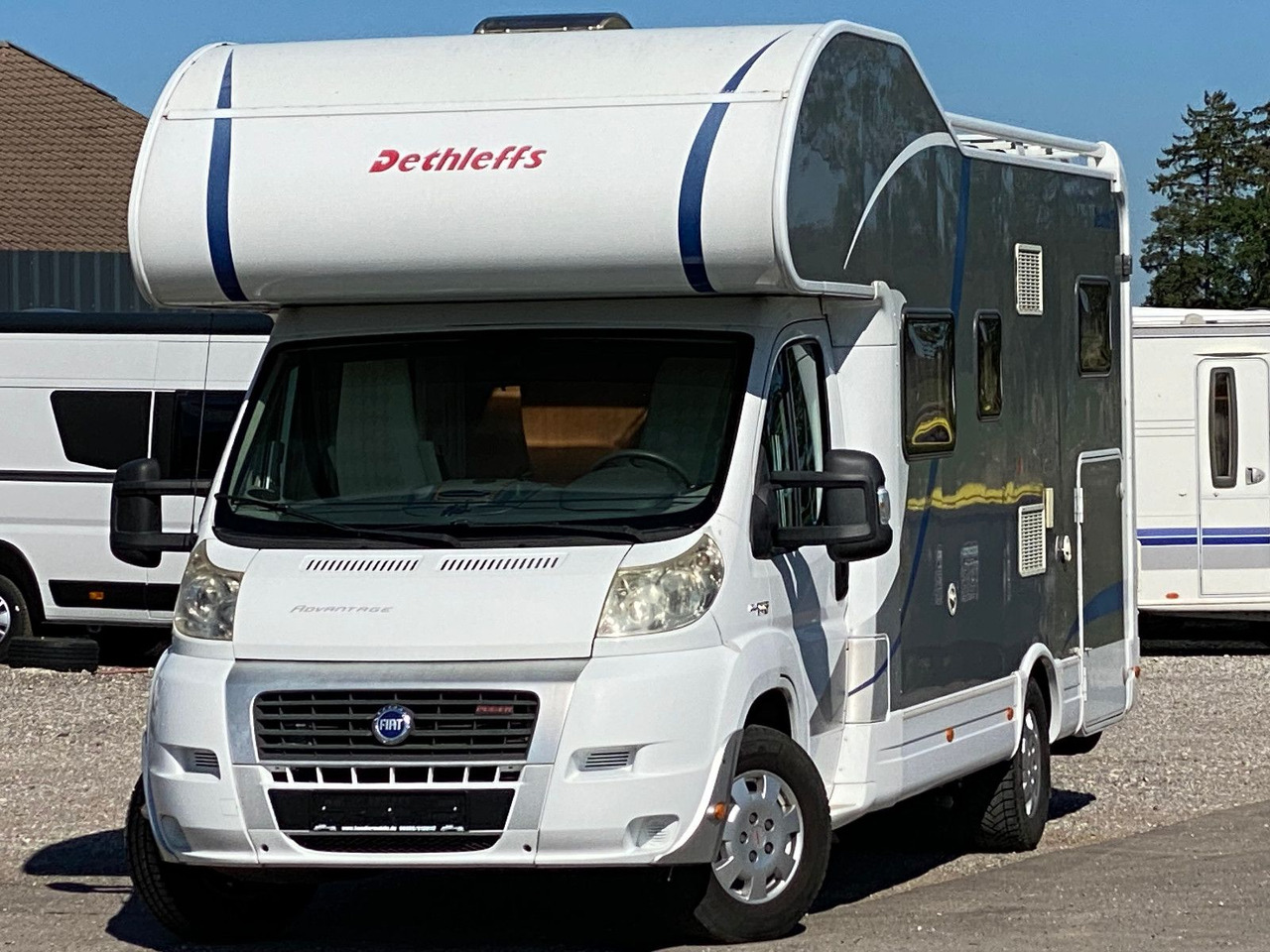 Dethleffs A 7071, Solar,SAT,AHK - Alkoof camper: afbeelding 3 Dethleffs A 7071, Solar,SAT,AHK - Alkoof camper: afbeelding 3
