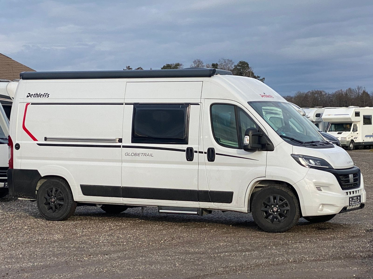 Dethleffs Globetrail CVD 600 DK Classic - Buscamper: afbeelding 3 Dethleffs Globetrail CVD 600 DK Classic - Buscamper: afbeelding 3
