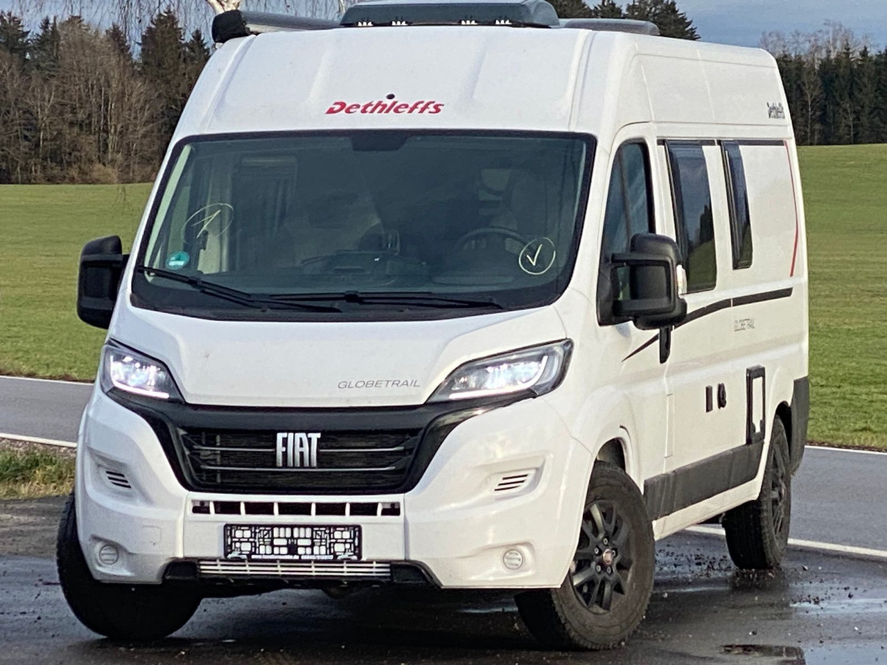 Dethleffs Globetrail CVD 600 DK Classic - Buscamper: afbeelding 2 Dethleffs Globetrail CVD 600 DK Classic - Buscamper: afbeelding 2