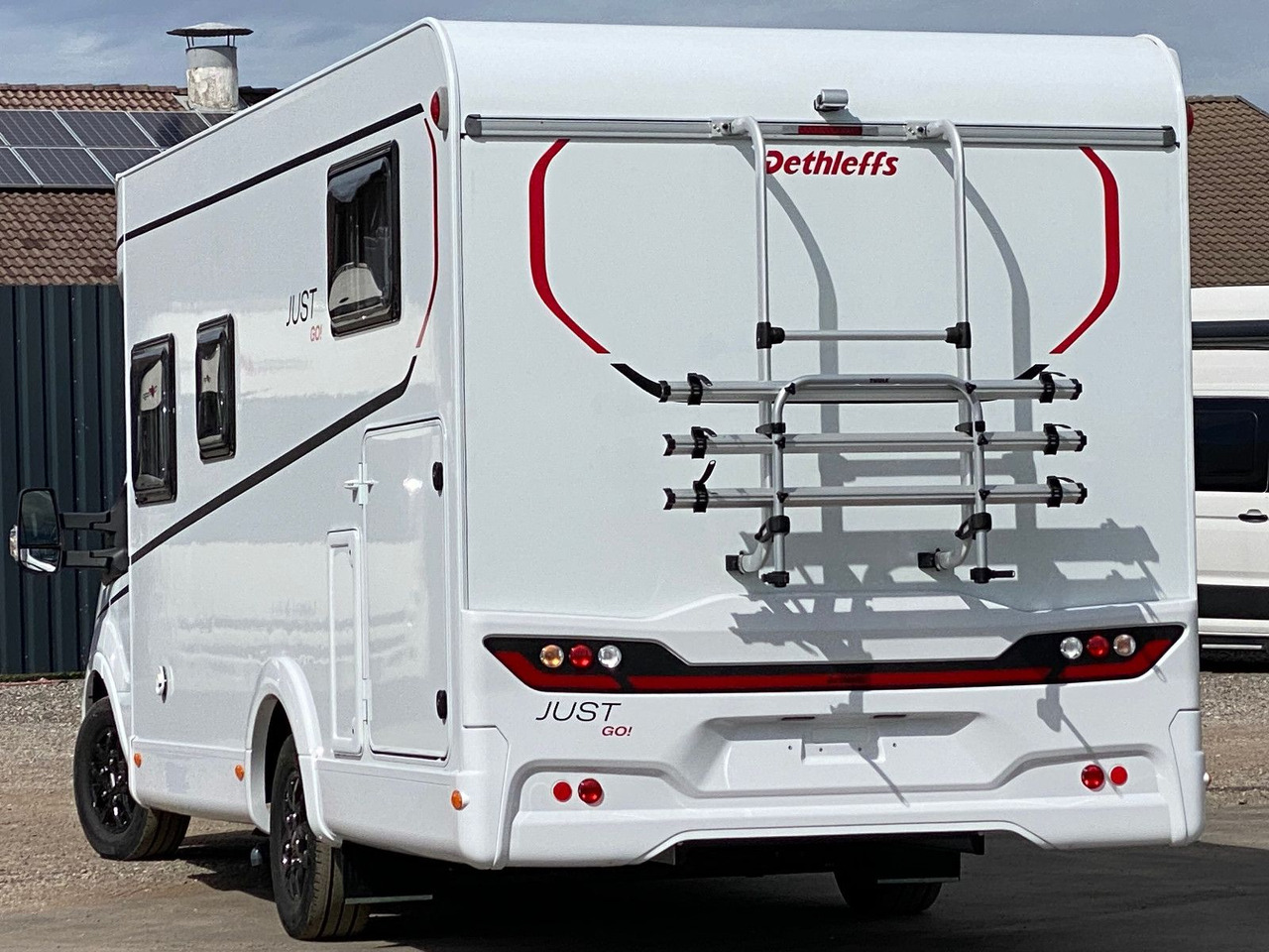 Dethleffs Just Go T 7055 EB, Hubbett, Markise, Navi+RFK - Half integraal camper: afbeelding 5 Dethleffs Just Go T 7055 EB, Hubbett, Markise, Navi+RFK - Half integraal camper: afbeelding 5