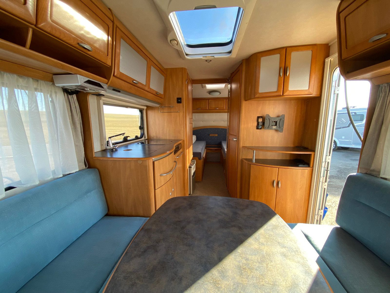 Caravan HYMER / ERIBA / HYMERCAR Nova 530 Swing mit Längsbetten und Moser, top Zu: afbeelding 17