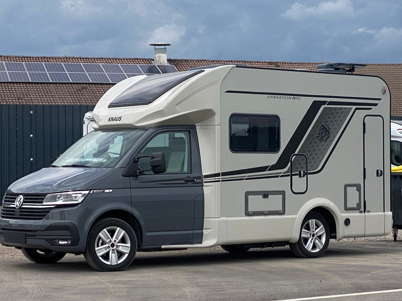 Knaus Tourer Van 500 LT, slide Bett, 4 P. Zulassung - Half integraal camper: afbeelding 2 Knaus Tourer Van 500 LT, slide Bett, 4 P. Zulassung - Half integraal camper: afbeelding 2
