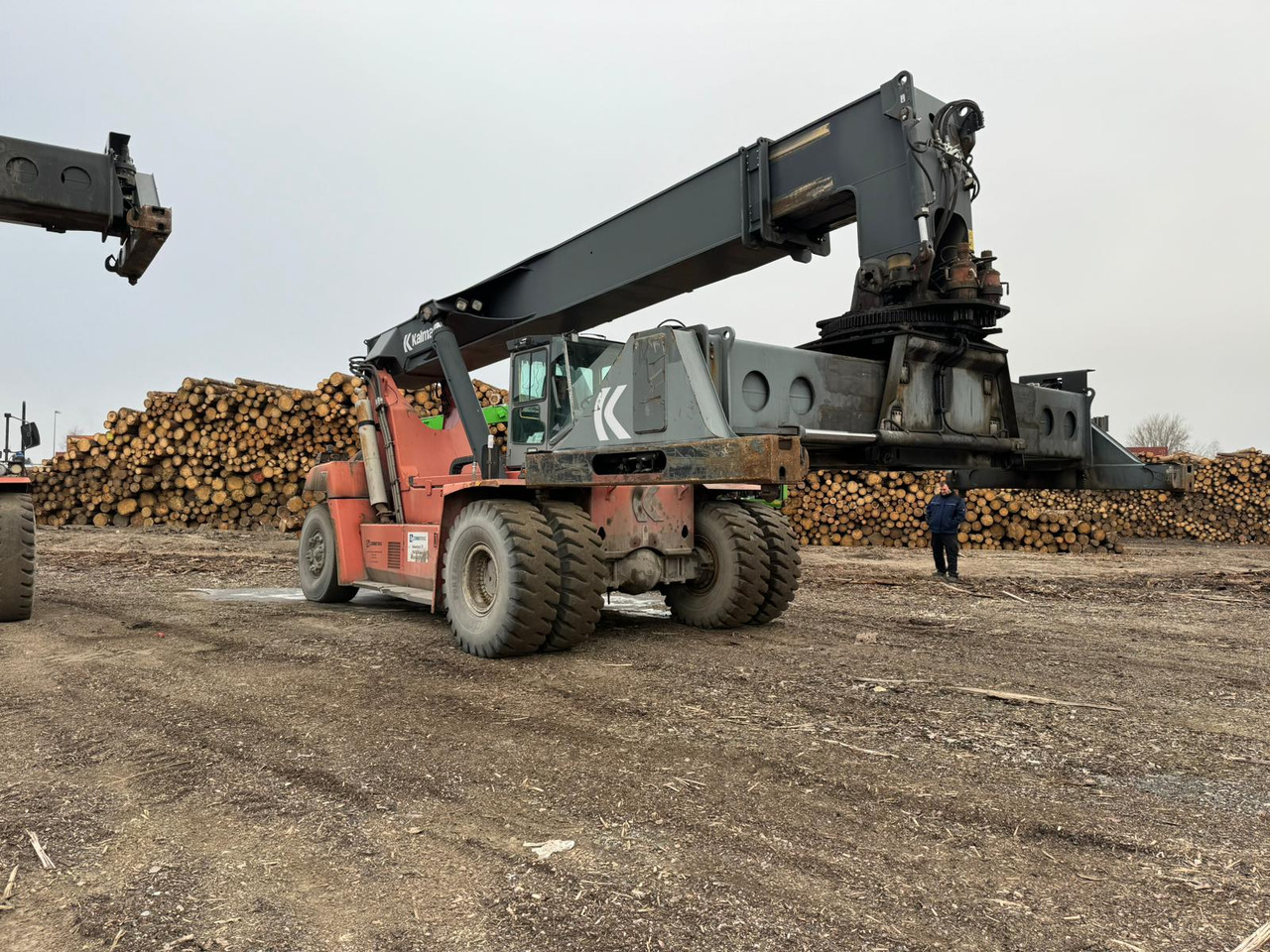 KALMAR DRF420-60S5 BJ: 2007 BStd: 32773h - Container heftruck: afbeelding 1 KALMAR DRF420-60S5 BJ: 2007 BStd: 32773h - Container heftruck: afbeelding 1