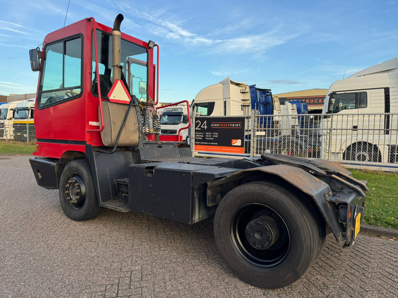 Terberg YT182 / Klima / NL Truck - Terminal trekker: afbeelding 4 Terberg YT182 / Klima / NL Truck - Terminal trekker: afbeelding 4