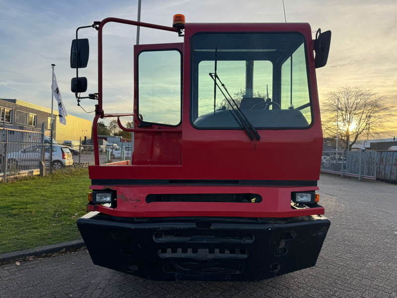 Terberg YT182 / Klima / NL Truck - Terminal trekker: afbeelding 5 Terberg YT182 / Klima / NL Truck - Terminal trekker: afbeelding 5