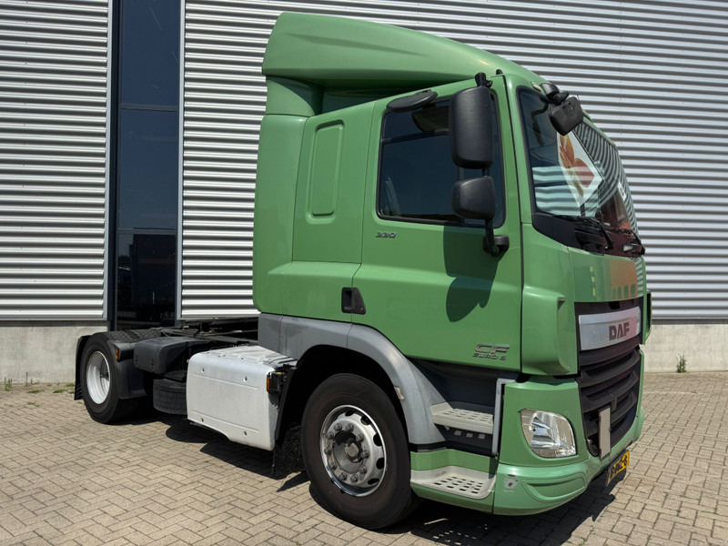 DAF DAF CF 330 / Low Roof / TUV: 3-2026 / NL Truck - Trekker: afbeelding 2 DAF DAF CF 330 / Low Roof / TUV: 3-2026 / NL Truck - Trekker: afbeelding 2