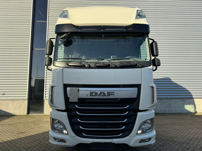 DAF XF 460 SSC / Manual / 2 Tanks / - Trekker: afbeelding 4 DAF XF 460 SSC / Manual / 2 Tanks / - Trekker: afbeelding 4
