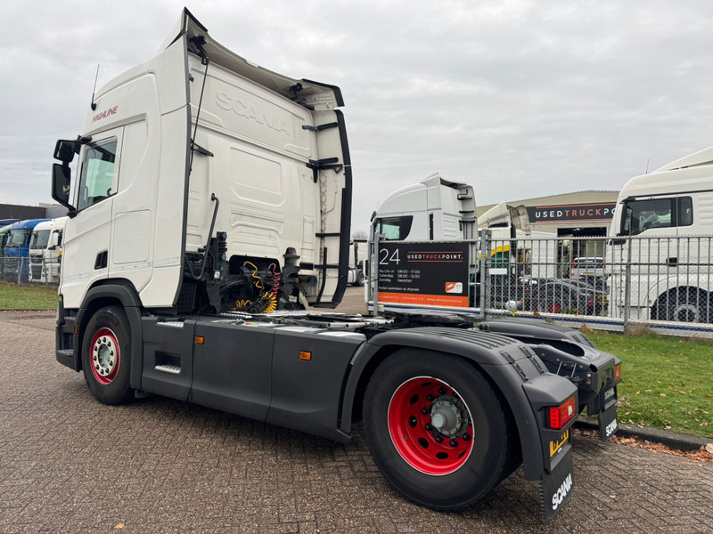 Scania R410 / Retarder / Night Klima / 2 Tanks / Full Air / TUV: 3-2026 / NL Truck - Trekker: afbeelding 2 Scania R410 / Retarder / Night Klima / 2 Tanks / Full Air / TUV: 3-2026 / NL Truck - Trekker: afbeelding 2