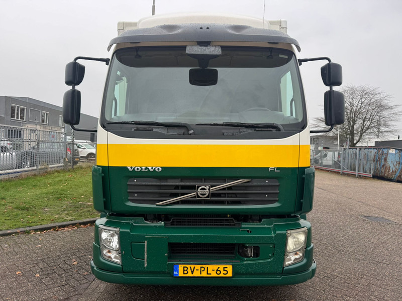 Volvo FL 240 / 6 Cylinder / 18 Tons / Manual / Tail Lift / TUV:1-2026 / NL Truck - Bakwagen: afbeelding 5 Volvo FL 240 / 6 Cylinder / 18 Tons / Manual / Tail Lift / TUV:1-2026 / NL Truck - Bakwagen: afbeelding 5