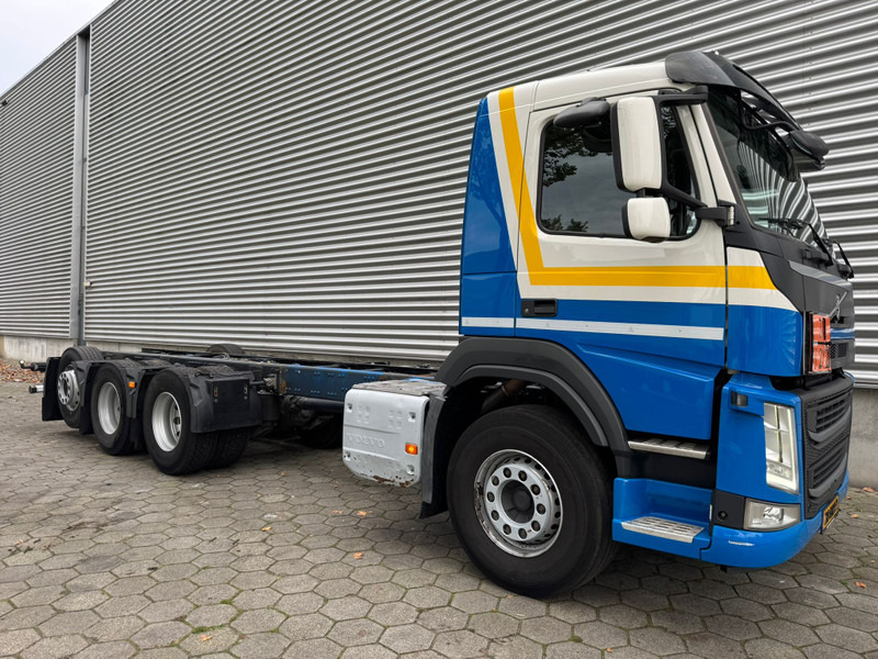 Volvo FM 410 / 8X4 / I-Shift / ADR / Tridem / TUV: 6-2026 / NL Truck - Chassis vrachtwagen: afbeelding 2 Volvo FM 410 / 8X4 / I-Shift / ADR / Tridem / TUV: 6-2026 / NL Truck - Chassis vrachtwagen: afbeelding 2
