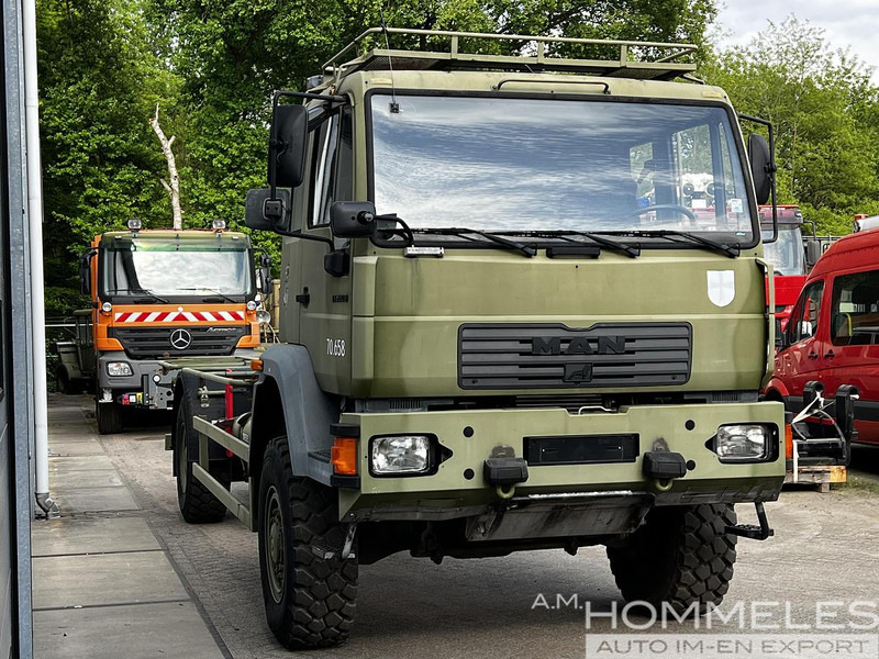 MAN 18.225 LAC 4x4 - Vrachtwagen: afbeelding 2 MAN 18.225 LAC 4x4 - Vrachtwagen: afbeelding 2