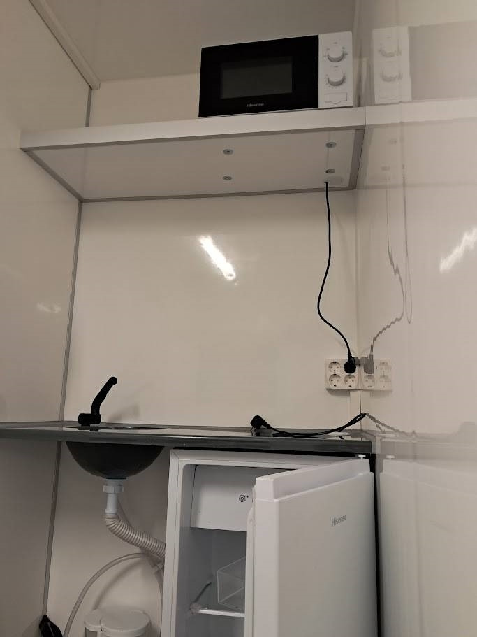 Alro Metal Taukotilavaunu 6 hlö - Zeecontainer: afbeelding 4 Alro Metal Taukotilavaunu 6 hlö - Zeecontainer: afbeelding 4