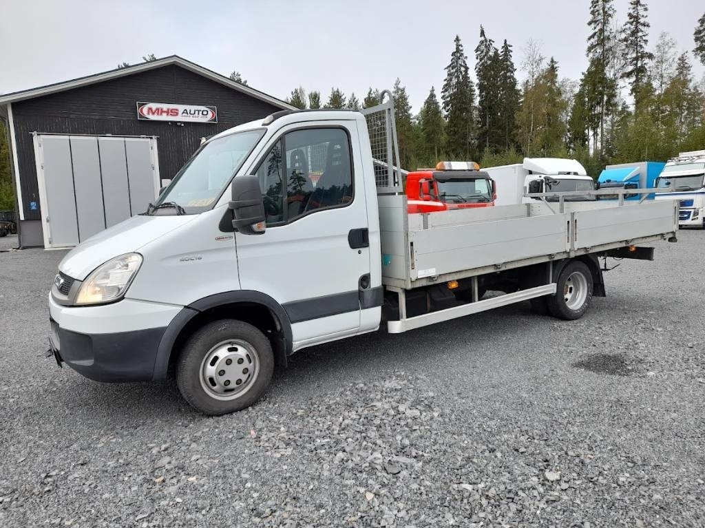 Iveco Daily 40 C18 automat - Bestelwagen met open laadbak: afbeelding 1 Iveco Daily 40 C18 automat - Bestelwagen met open laadbak: afbeelding 1