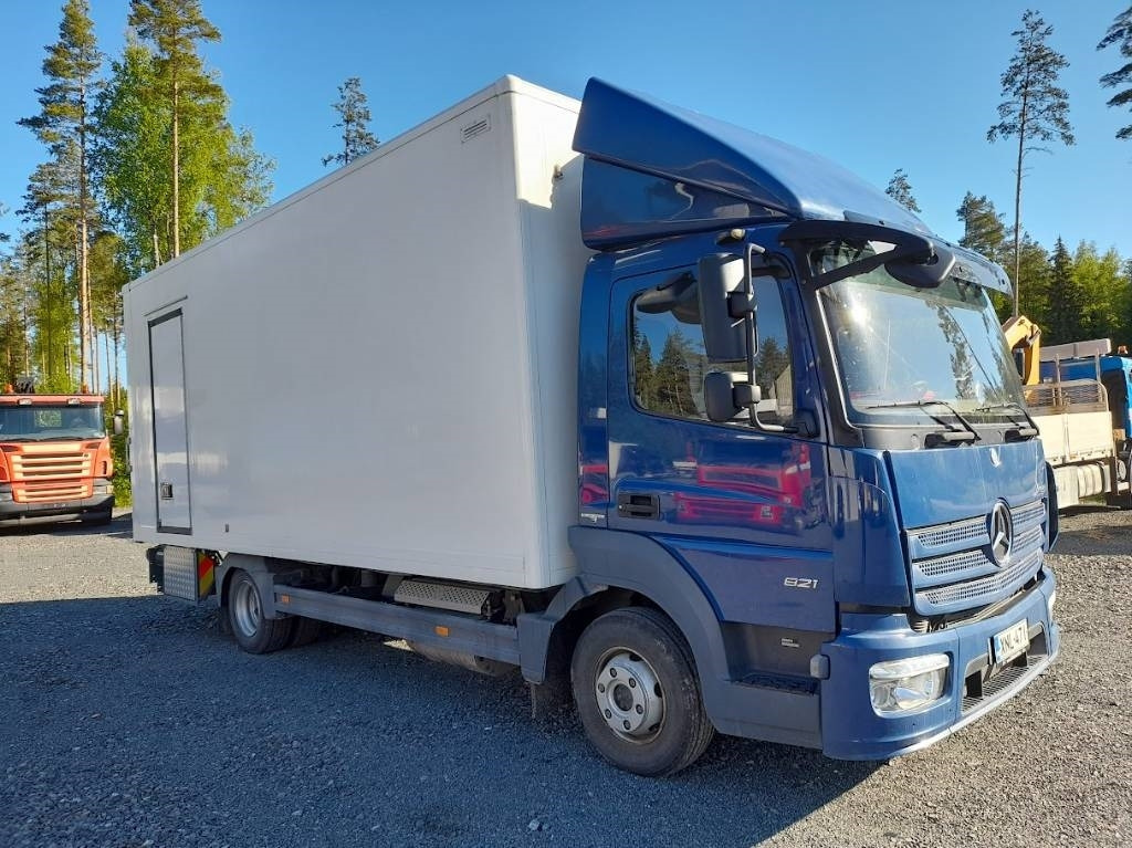 Mercedes-Benz Atego 821 - Koelwagen vrachtwagen: afbeelding 4 Mercedes-Benz Atego 821 - Koelwagen vrachtwagen: afbeelding 4