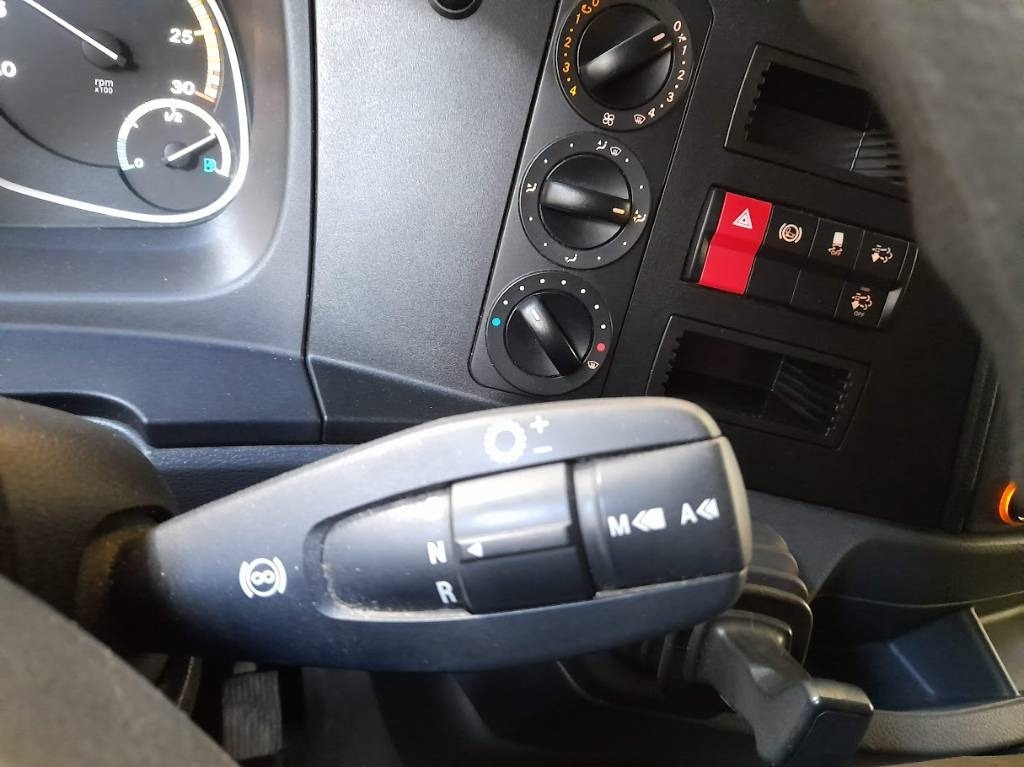 Mercedes-Benz Atego 821 - Koelwagen vrachtwagen: afbeelding 5 Mercedes-Benz Atego 821 - Koelwagen vrachtwagen: afbeelding 5