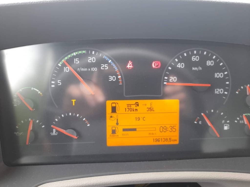 Volvo FL 210 - Koelwagen vrachtwagen: afbeelding 5 Volvo FL 210 - Koelwagen vrachtwagen: afbeelding 5