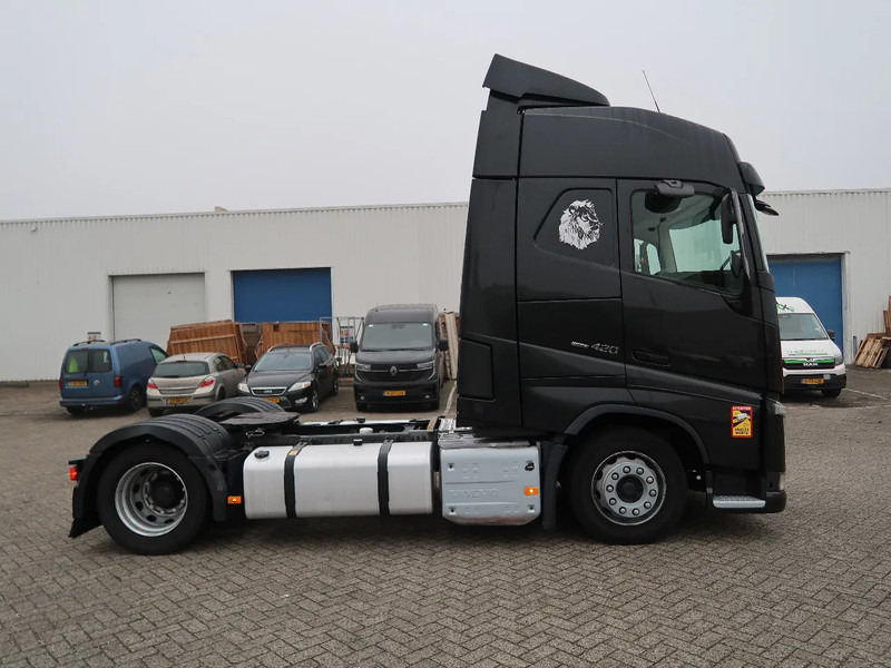 Volvo FH 420 Glob, i-shift, Euro 6, 2 Tanks, TUV, NL Truck, TOP! - Trekker: afbeelding 4 Volvo FH 420 Glob, i-shift, Euro 6, 2 Tanks, TUV, NL Truck, TOP! - Trekker: afbeelding 4