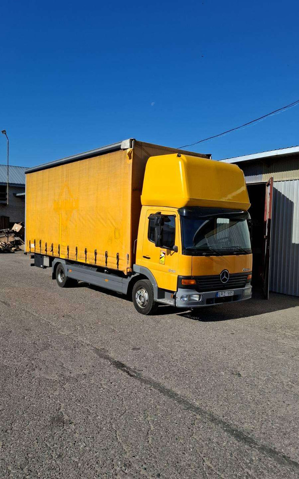 Schuifzeilen vrachtwagen Mercedes-Benz Atego: afbeelding 5 Schuifzeilen vrachtwagen Mercedes-Benz Atego: afbeelding 5