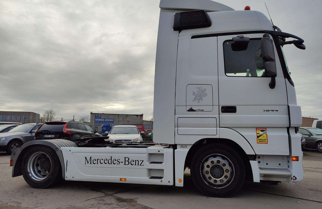 Mercedes-Benz Actros 1844 LS - Trekker: afbeelding 3 Mercedes-Benz Actros 1844 LS - Trekker: afbeelding 3