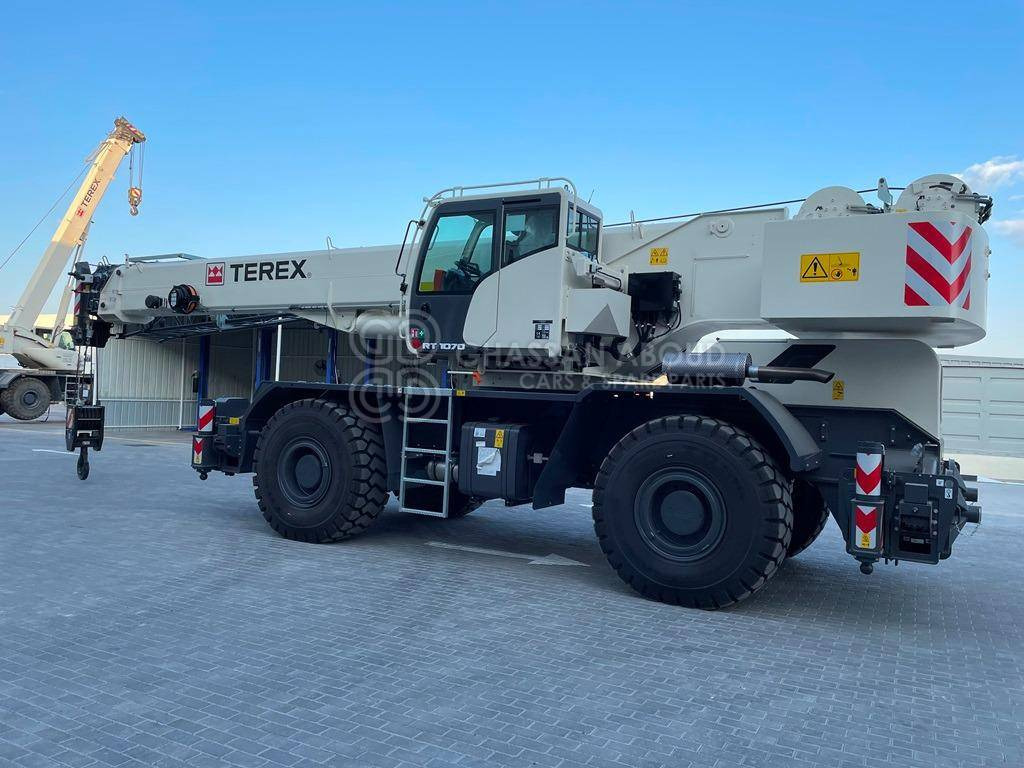 TEREX RT1070 70-ton Capacity Class Rough Terrain crane MY23 - Ruwterreinkraan: afbeelding 2 TEREX RT1070 70-ton Capacity Class Rough Terrain crane MY23 - Ruwterreinkraan: afbeelding 2