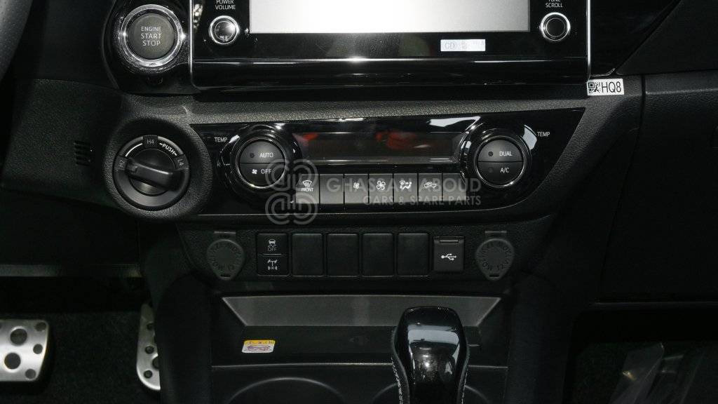 Pick-up TOYOTA HILUX DC 2.8L DIESEL 4X4 GR-S A/T MY24: afbeelding 11
