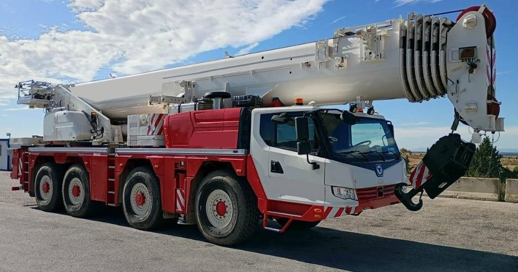 XCMG 120E - Alle terrein kraan: afbeelding 2 XCMG 120E - Alle terrein kraan: afbeelding 2