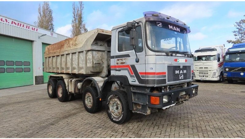 MAN 35.362 8x4 Euro 2, ZF manual gearbox, VERY clean - Kipper vrachtwagen: afbeelding 4 MAN 35.362 8x4 Euro 2, ZF manual gearbox, VERY clean - Kipper vrachtwagen: afbeelding 4