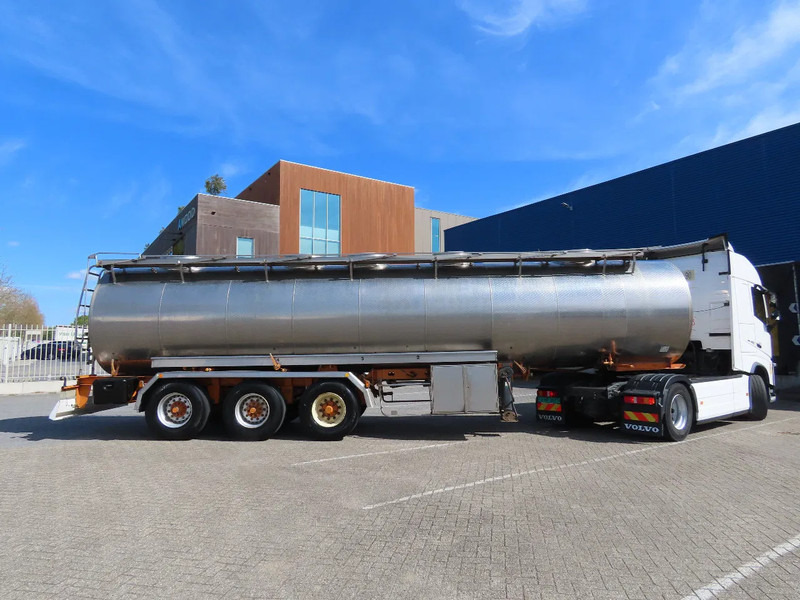 Magyar 5 compartments, 32500L FOOD, air susp, (5 DIFFERENT PRODUCTS) !! - Tankoplegger: afbeelding 3 Magyar 5 compartments, 32500L FOOD, air susp, (5 DIFFERENT PRODUCTS) !! - Tankoplegger: afbeelding 3