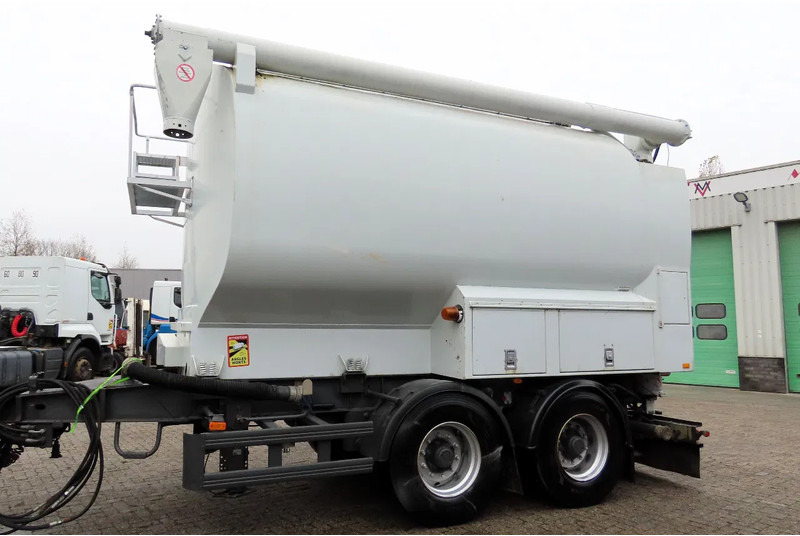 Samro AUGER + Air. 4 comp. - Tank aanhanger: afbeelding 1 Samro AUGER + Air. 4 comp. - Tank aanhanger: afbeelding 1