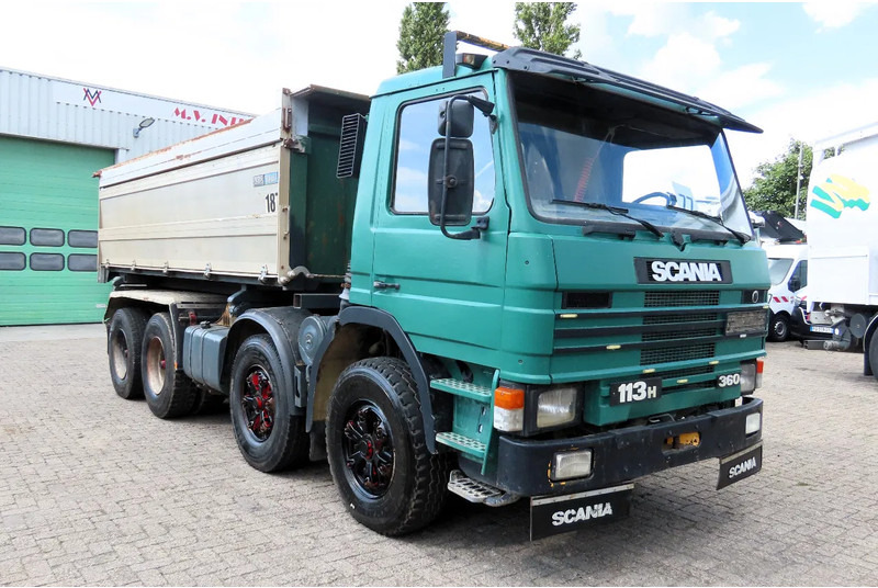 Scania P113-360 8x4 FULL SPRING! SUPER CONDITION! - Kipper vrachtwagen: afbeelding 2 Scania P113-360 8x4 FULL SPRING! SUPER CONDITION! - Kipper vrachtwagen: afbeelding 2