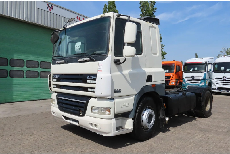 DAF CF 85.410 Manual, Retarder, PTO/Hydraulic, Very clean truck! - Trekker: afbeelding 2 DAF CF 85.410 Manual, Retarder, PTO/Hydraulic, Very clean truck! - Trekker: afbeelding 2