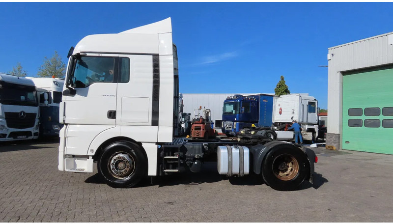 MAN TGX 14.440 Retarder, 2 tanks, GREAT CONDITION! - Trekker: afbeelding 3 MAN TGX 14.440 Retarder, 2 tanks, GREAT CONDITION! - Trekker: afbeelding 3