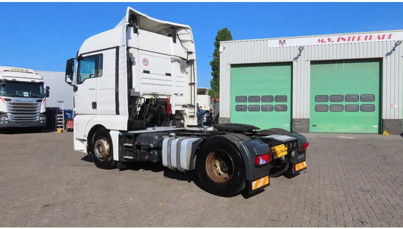 MAN TGX 14.440 Retarder, 2 tanks, GREAT CONDITION! - Trekker: afbeelding 4 MAN TGX 14.440 Retarder, 2 tanks, GREAT CONDITION! - Trekker: afbeelding 4