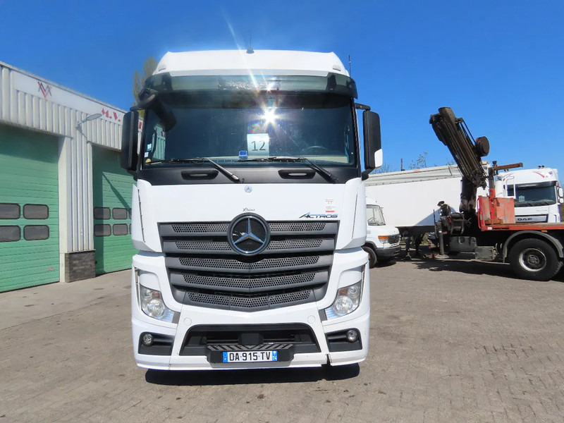 Mercedes-Benz Actros 1851 RETARDER, EVV, 831300 km original! RETARDER, 2 tanks - Trekker: afbeelding 3 Mercedes-Benz Actros 1851 RETARDER, EVV, 831300 km original! RETARDER, 2 tanks - Trekker: afbeelding 3