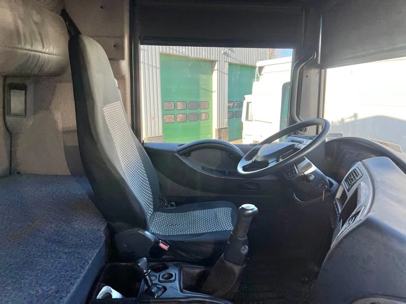 Trekker Renault Magnum 480 Mack, MANUAL: afbeelding 11