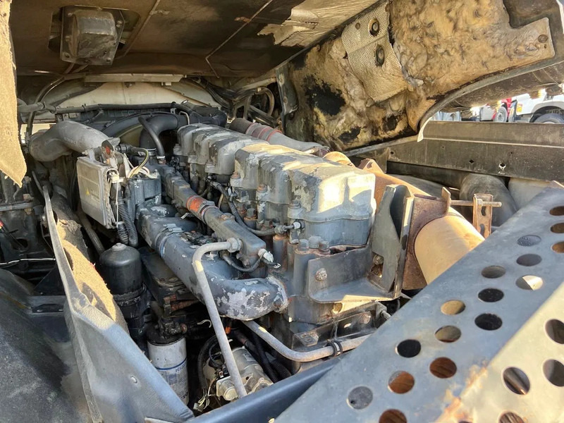 Trekker Renault Magnum 480 Mack, MANUAL: afbeelding 9