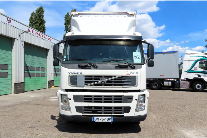 Volvo FM 340 6x2, TOP Condition truck!! - Schuifzeilen vrachtwagen: afbeelding 3 Volvo FM 340 6x2, TOP Condition truck!! - Schuifzeilen vrachtwagen: afbeelding 3