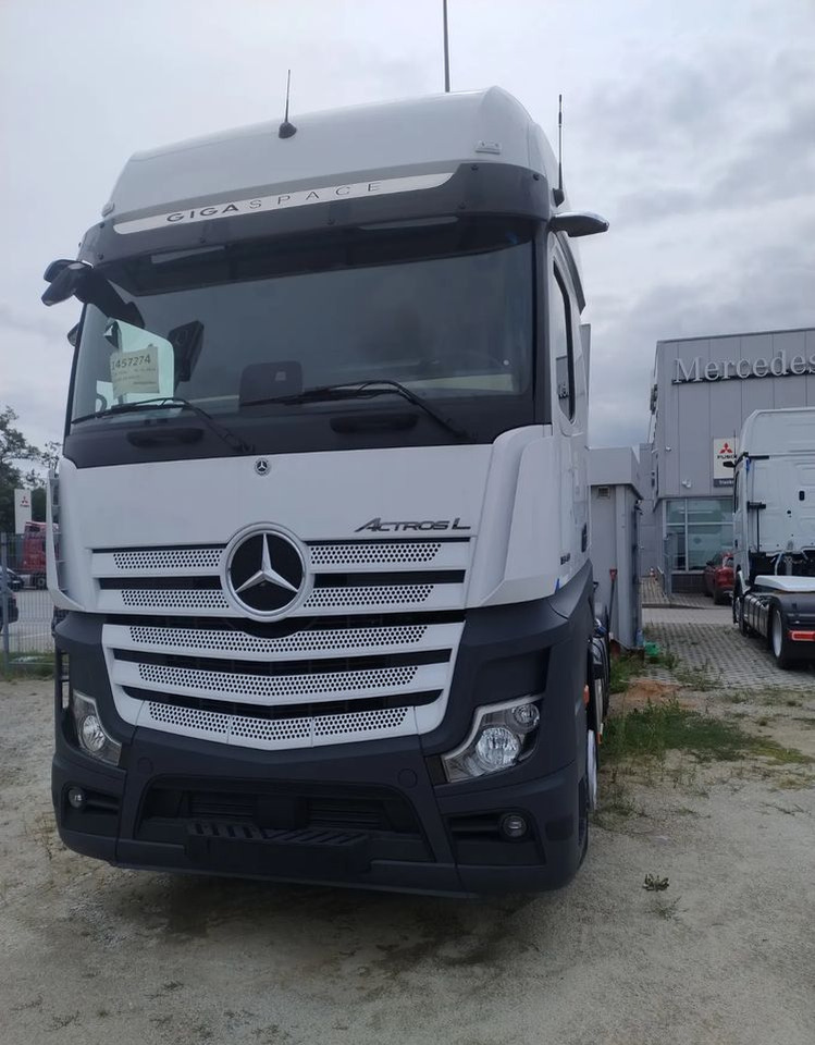 Mercedes-Benz Actros - Trekker: afbeelding 1 Mercedes-Benz Actros - Trekker: afbeelding 1