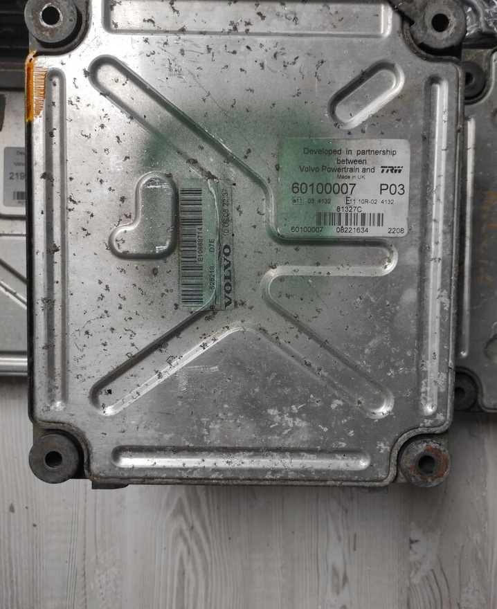 TRW   Renault VOLVO - ECU voor Vrachtwagen: afbeelding 1 TRW   Renault VOLVO - ECU voor Vrachtwagen: afbeelding 1