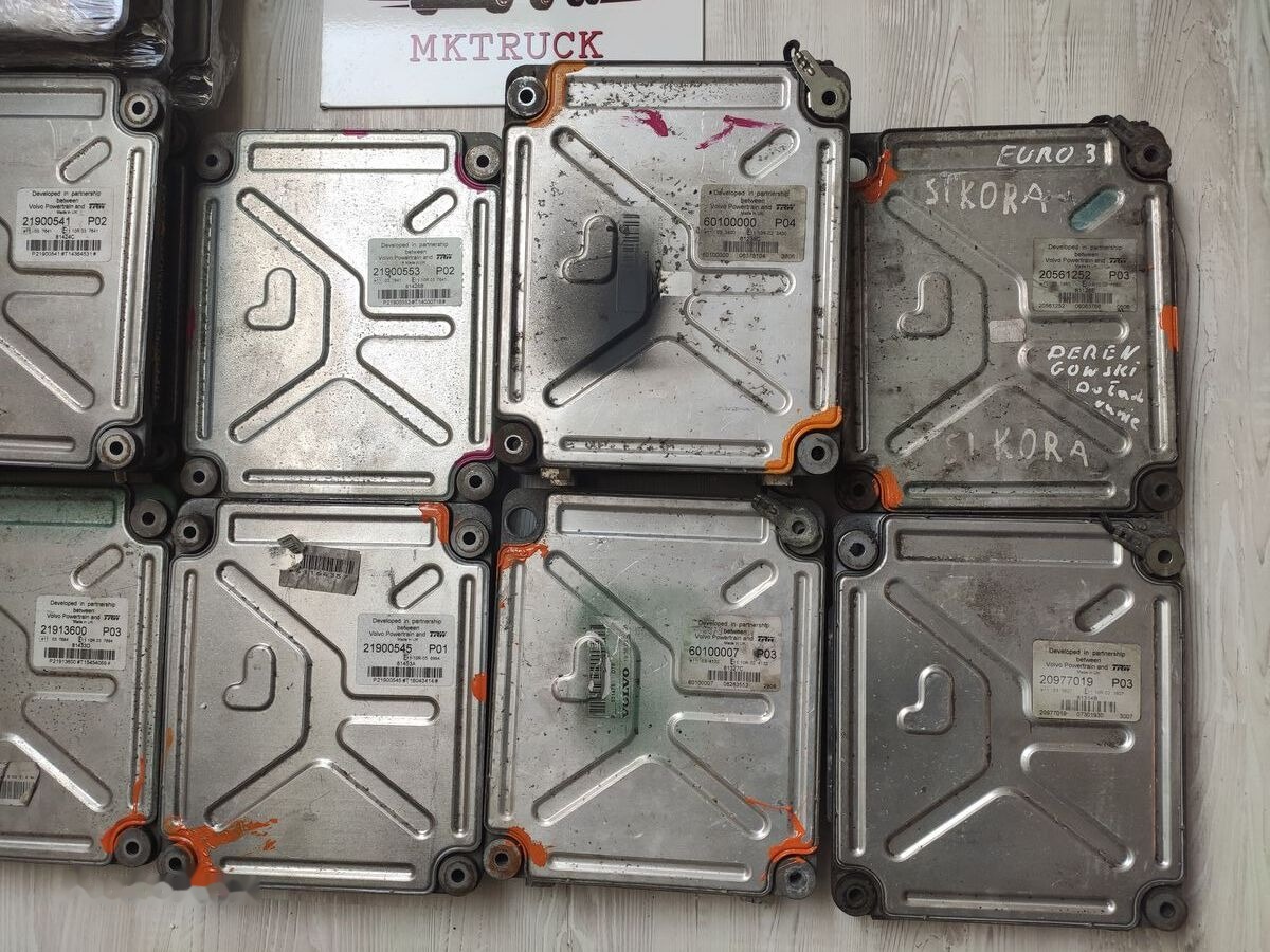 Volvo ECU ENGINE 20814604, 20977019, 20995620 - ECU voor Vrachtwagen: afbeelding 2 Volvo ECU ENGINE 20814604, 20977019, 20995620 - ECU voor Vrachtwagen: afbeelding 2