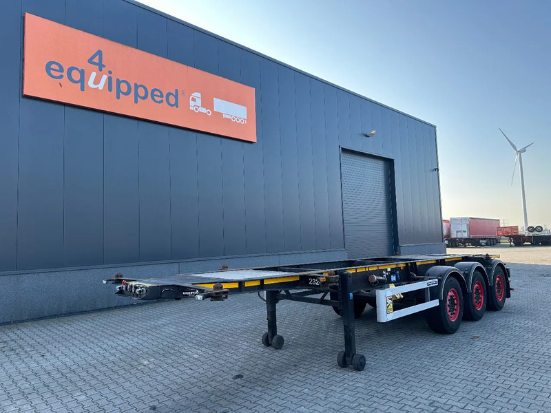 Burg 20FT + 20FT SWAP ADR (EX/II, EX/III, FL, AT) Chassis, empty weight: 3.690kg, SAF INTRADISC, 2x Liftaxle, NL-chassis, APK/ADR: 08 - Containertransporter/ Wissellaadbak oplegger: afbeelding 1 Burg 20FT + 20FT SWAP ADR (EX/II, EX/III, FL, AT) Chassis, empty weight: 3.690kg, SAF INTRADISC, 2x Liftaxle, NL-chassis, APK/ADR: 08 - Containertransporter/ Wissellaadbak oplegger: afbeelding 1