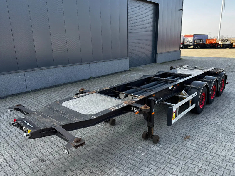 Burg 20FT/3-axles, SAF INTRADISC, ADR (EXII, EXII, FL, AT), 2x LIFTAXLE, NL-Chassis, APK/ADR:06/2025 - Containertransporter/ Wissellaadbak oplegger: afbeelding 2 Burg 20FT/3-axles, SAF INTRADISC, ADR (EXII, EXII, FL, AT), 2x LIFTAXLE, NL-Chassis, APK/ADR:06/2025 - Containertransporter/ Wissellaadbak oplegger: afbeelding 2