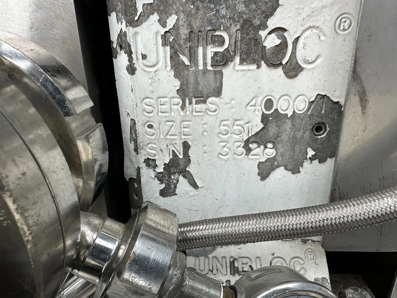 Tankoplegger voor het vervoer van voedsel Feldbinder FOOD / LEVENSMIDDELEN / LEBENSMITTEL / 33.500L / 3-COMP / PUMP / NL-trailer / APK: 10-2026: afbeelding 11 Tankoplegger voor het vervoer van voedsel Feldbinder FOOD / LEVENSMIDDELEN / LEBENSMITTEL / 33.500L / 3-COMP / PUMP / NL-trailer / APK: 10-2026: afbeelding 11