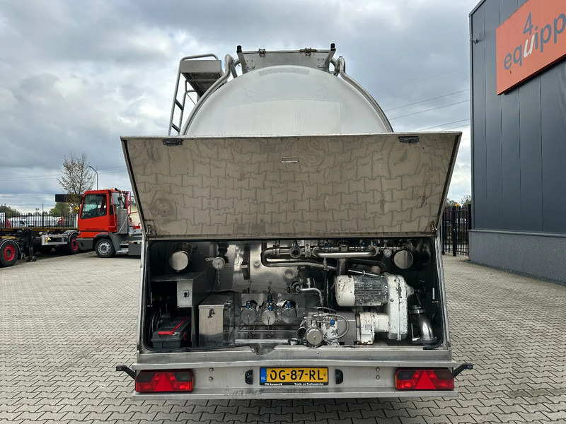 Feldbinder FOOD / LEVENSMIDDELEN / LEBENSMITTEL / 33.500L / 3-COMP / PUMP / NL-trailer / APK: 10-2026 - Tankoplegger: afbeelding 5 Feldbinder FOOD / LEVENSMIDDELEN / LEBENSMITTEL / 33.500L / 3-COMP / PUMP / NL-trailer / APK: 10-2026 - Tankoplegger: afbeelding 5