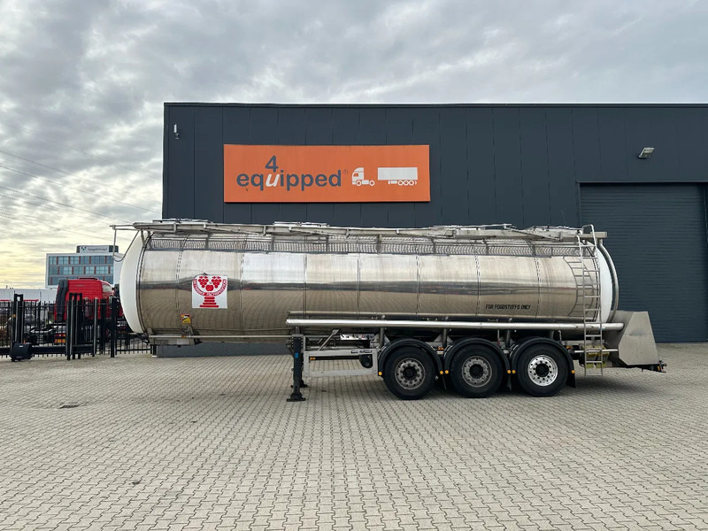 Feldbinder LEVENSMIDDELEN / FOOD / LEBENSMITTEL / 33.500L / 3-COMP / POMP / NL-trailer / APK: 09-2026, 10x beschikbaar - Tankoplegger: afbeelding 3 Feldbinder LEVENSMIDDELEN / FOOD / LEBENSMITTEL / 33.500L / 3-COMP / POMP / NL-trailer / APK: 09-2026, 10x beschikbaar - Tankoplegger: afbeelding 3